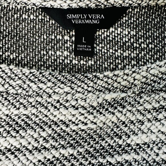 Simply Vera Wang Top - Picture 4 of 4